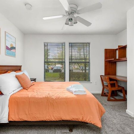 탬파 4Bd 2 Mi To Usf Free Pool + 24 Hour Gym 빌라 외부 사진