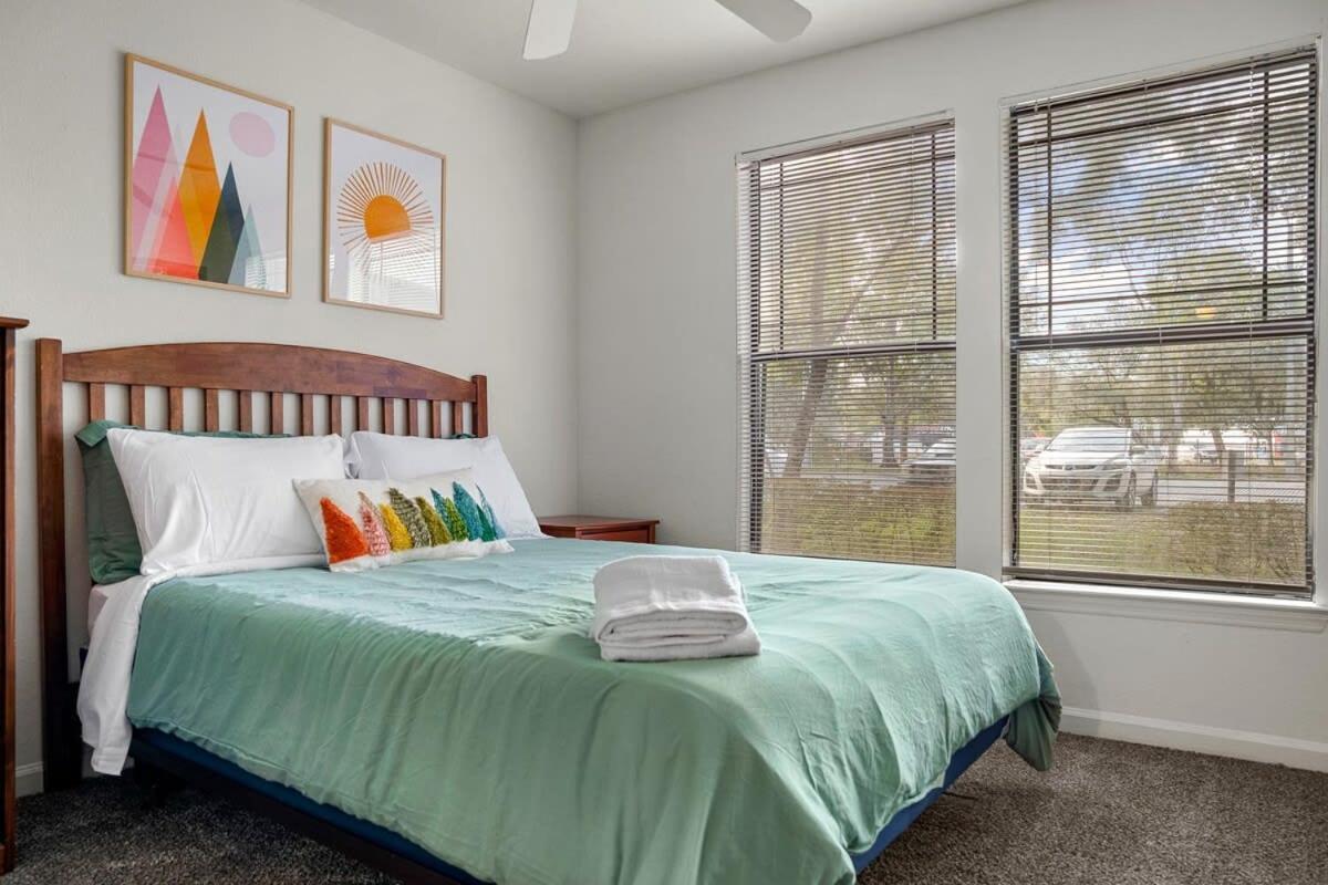 탬파 4Bd 2 Mi To Usf Free Pool + 24 Hour Gym 빌라 외부 사진