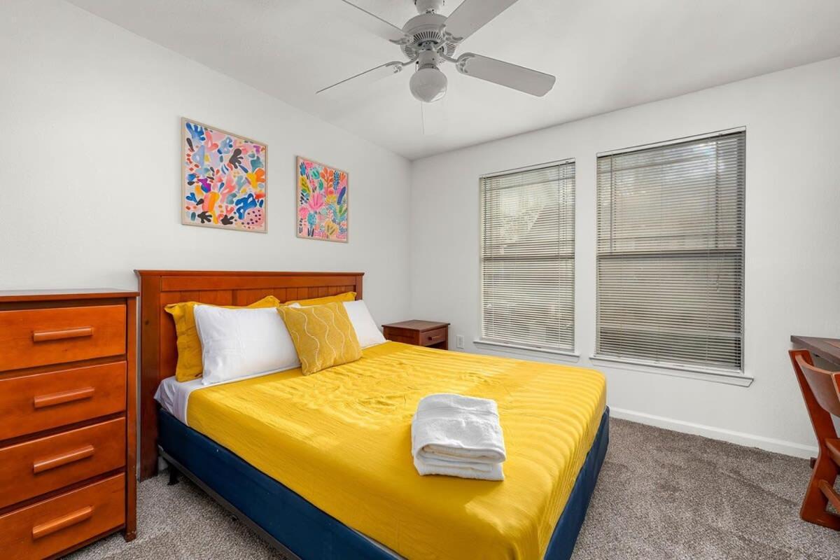 탬파 4Bd 2 Mi To Usf Free Pool + 24 Hour Gym 빌라 외부 사진