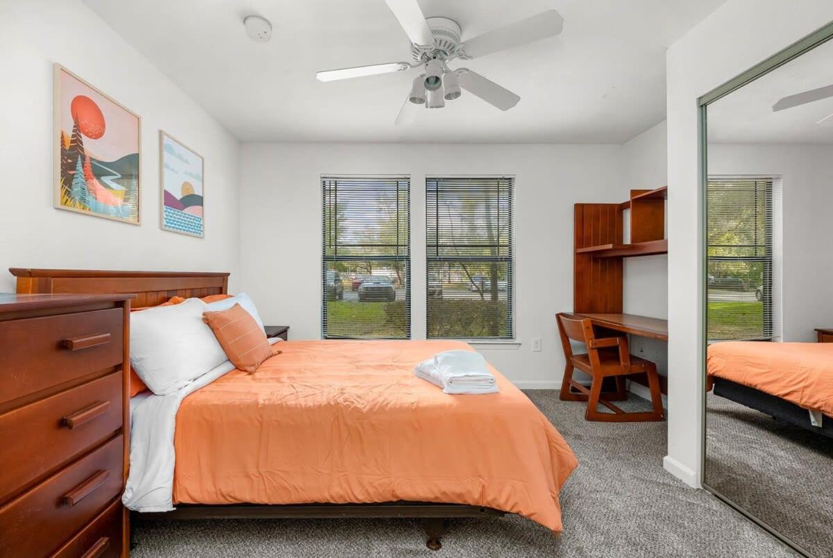 탬파 4Bd 2 Mi To Usf Free Pool + 24 Hour Gym 빌라 외부 사진