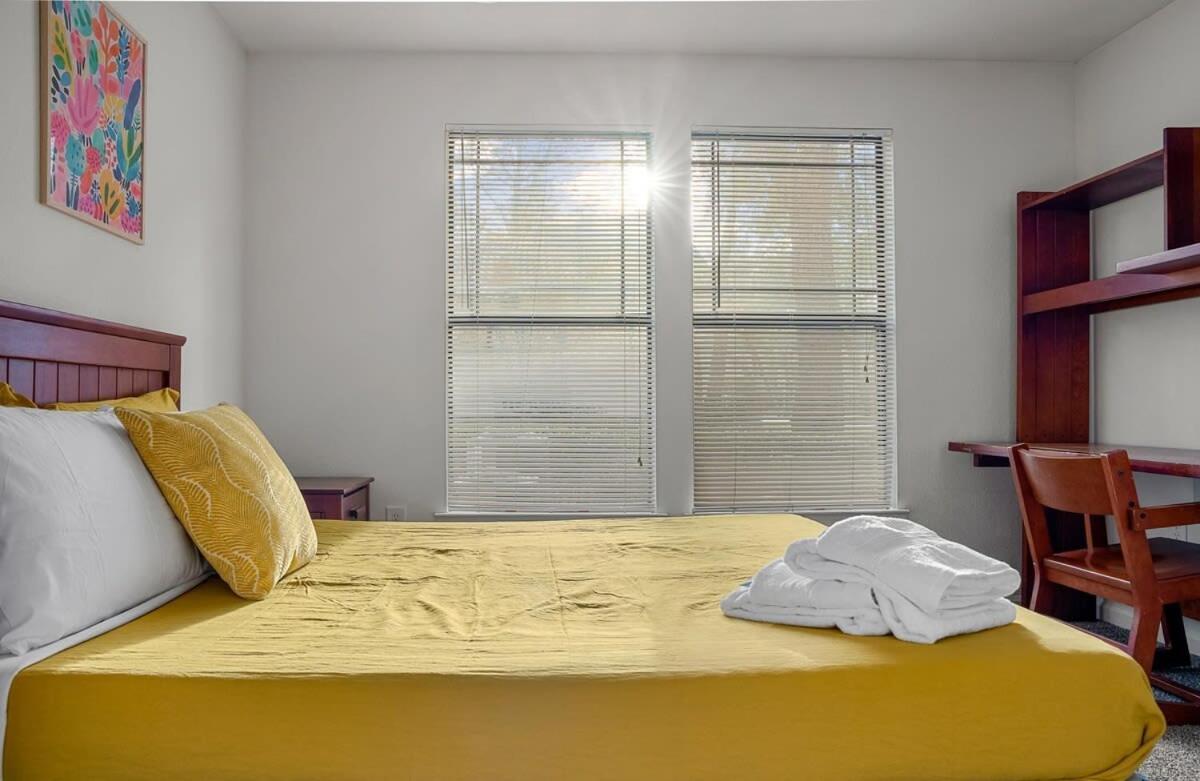 탬파 4Bd 2 Mi To Usf Free Pool + 24 Hour Gym 빌라 외부 사진